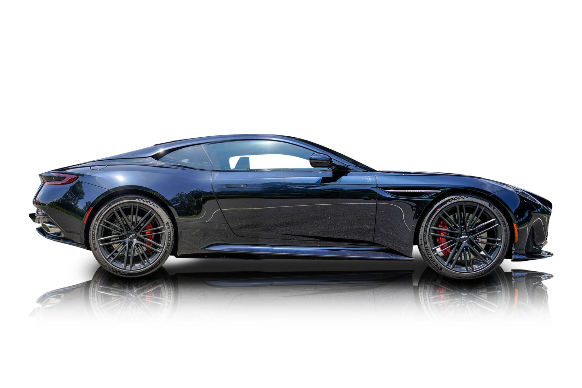 Passenger side photo of 2024 Aston Martin DB12