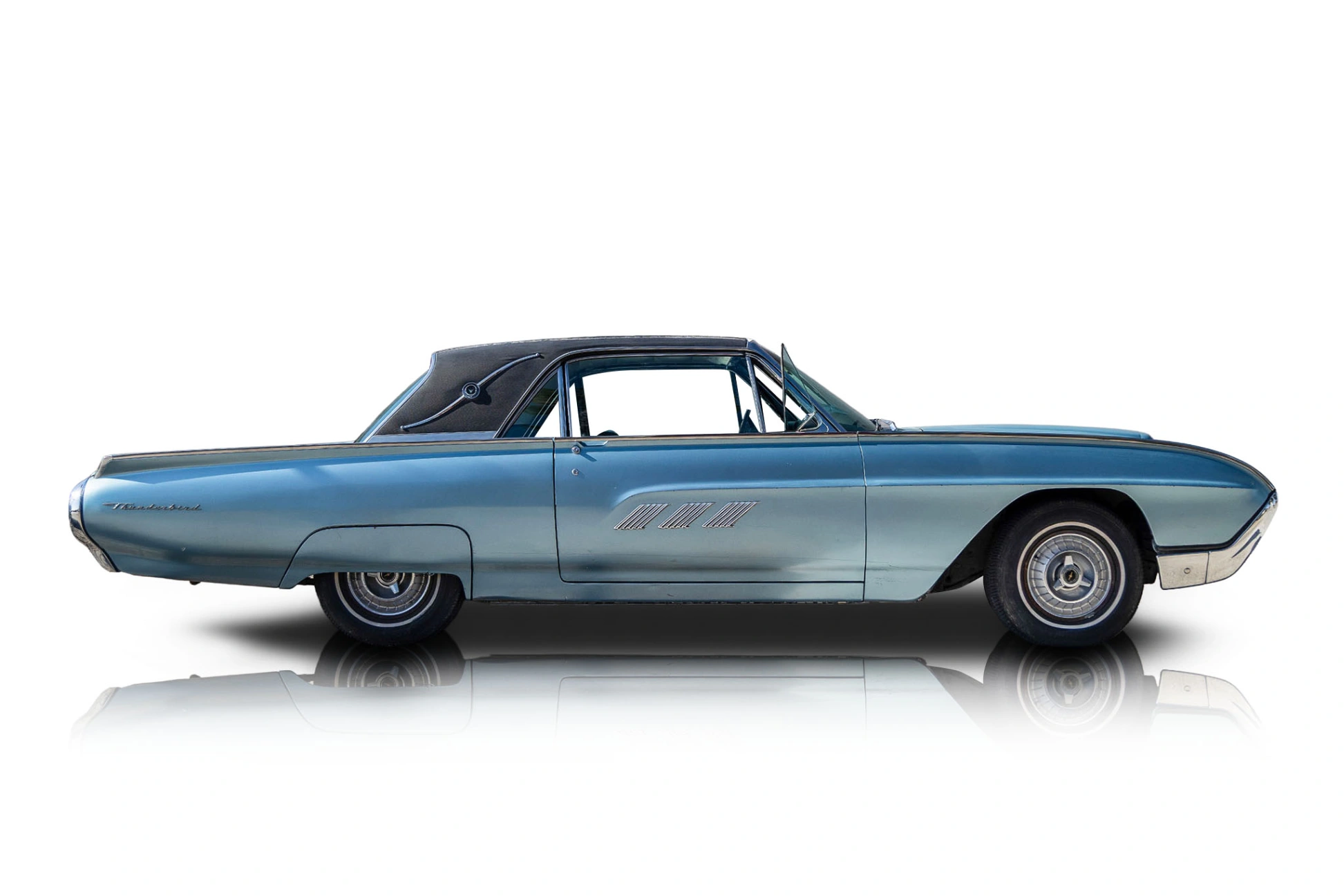 Passenger side photo of 1968 Ford Thunderbird