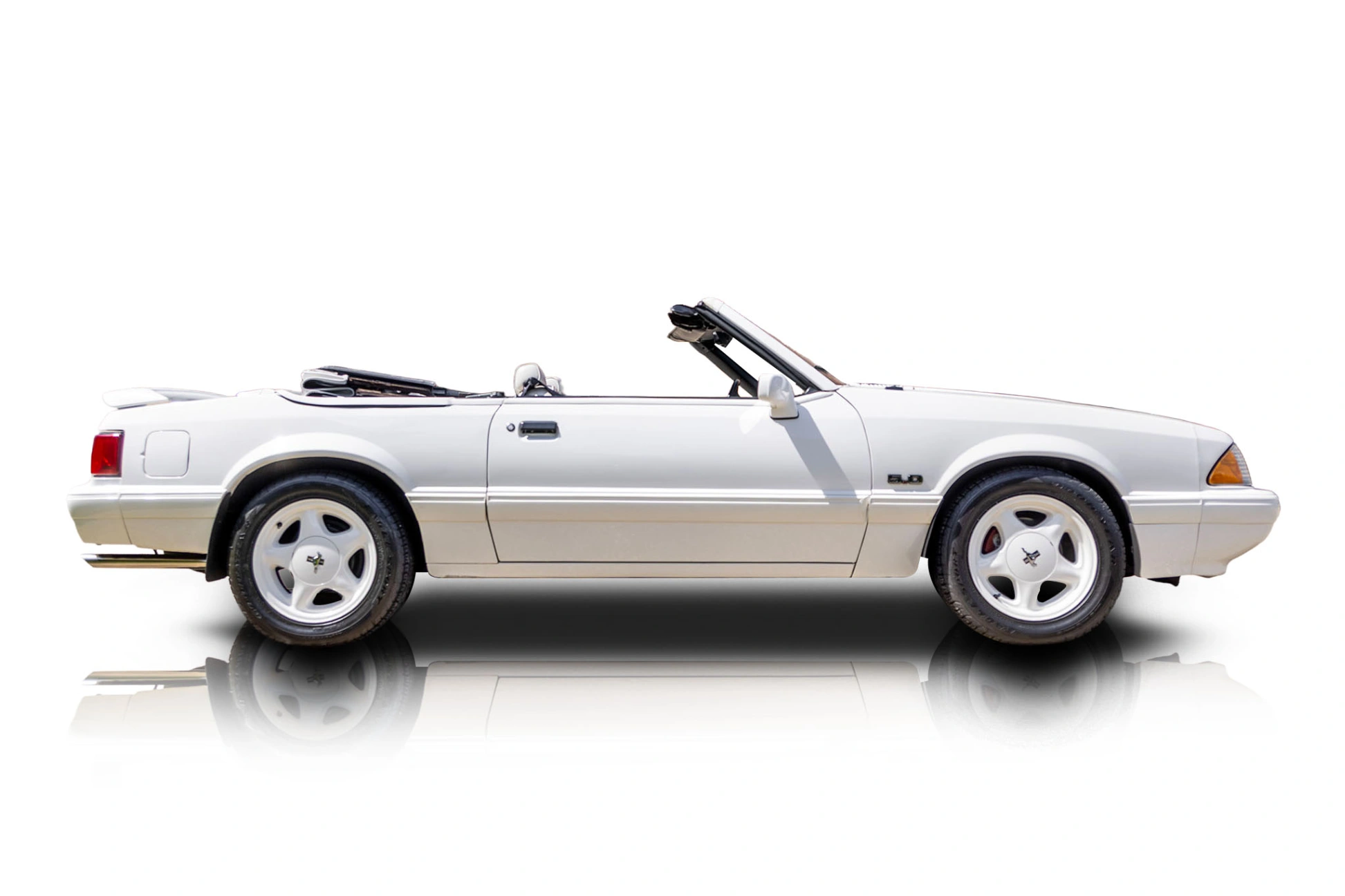 Passenger side photo of 1993 Ford Mustang