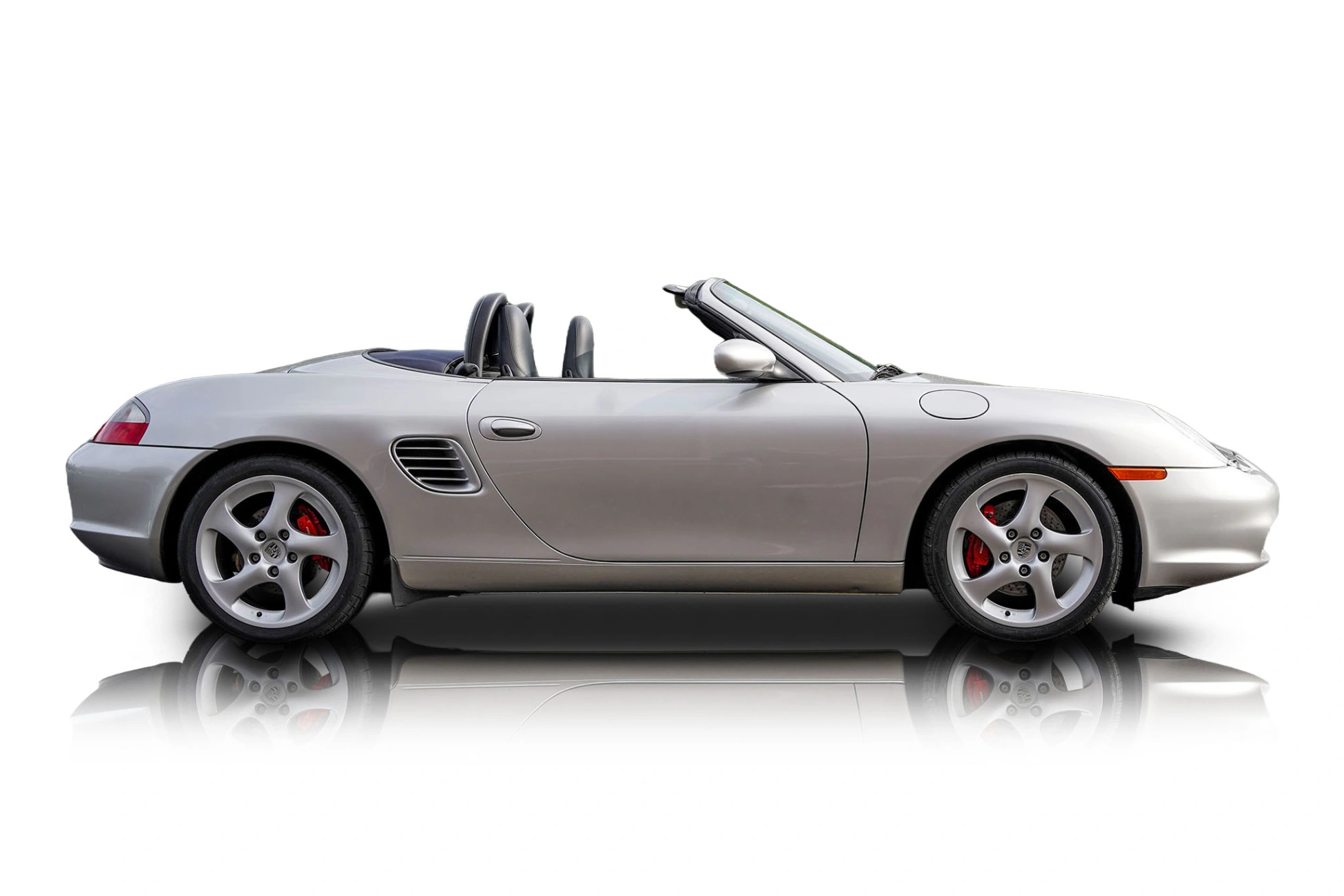 Passenger side photo of 2003 Porsche Boxster
