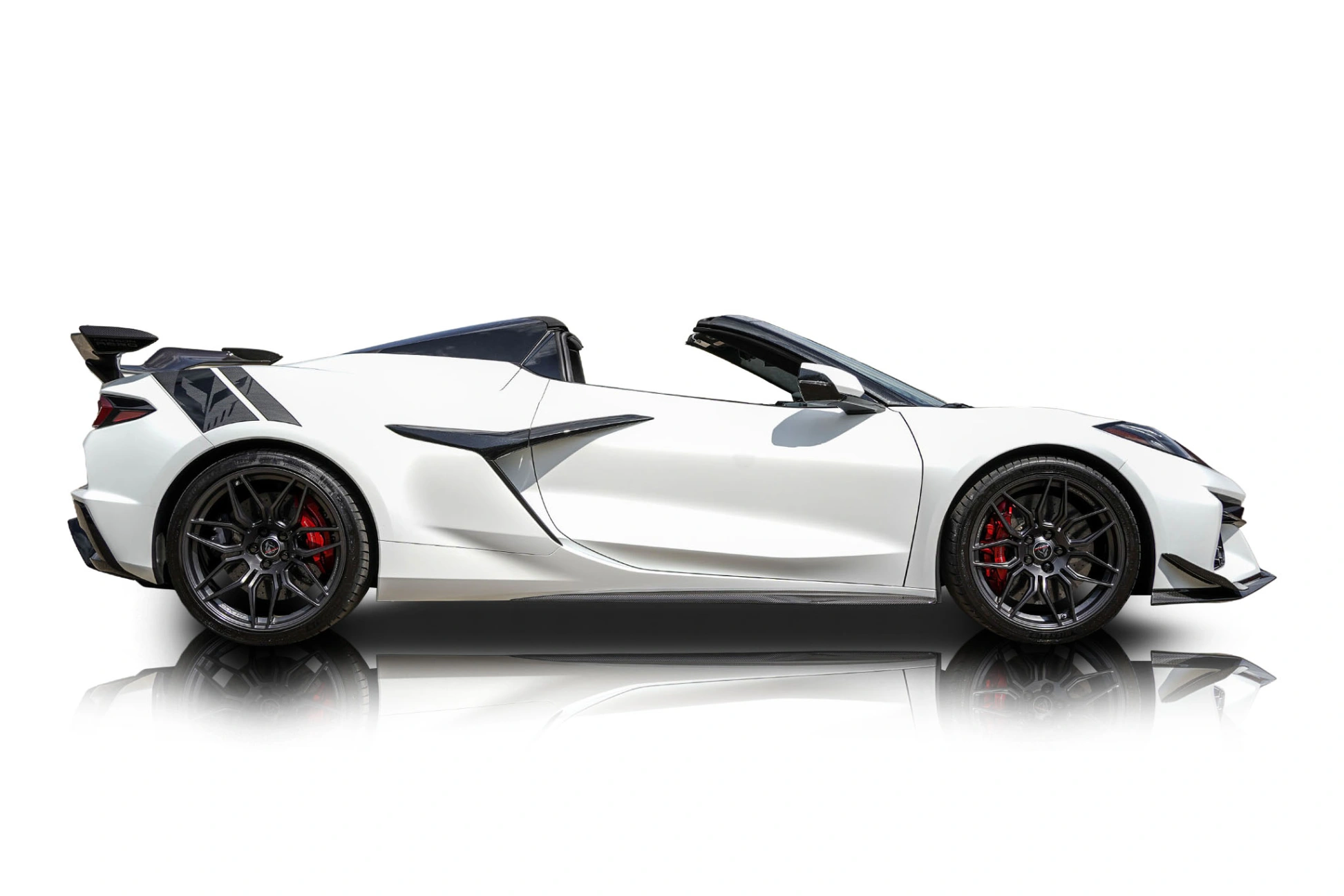 Passenger side photo of 2024 Chevrolet Corvette
