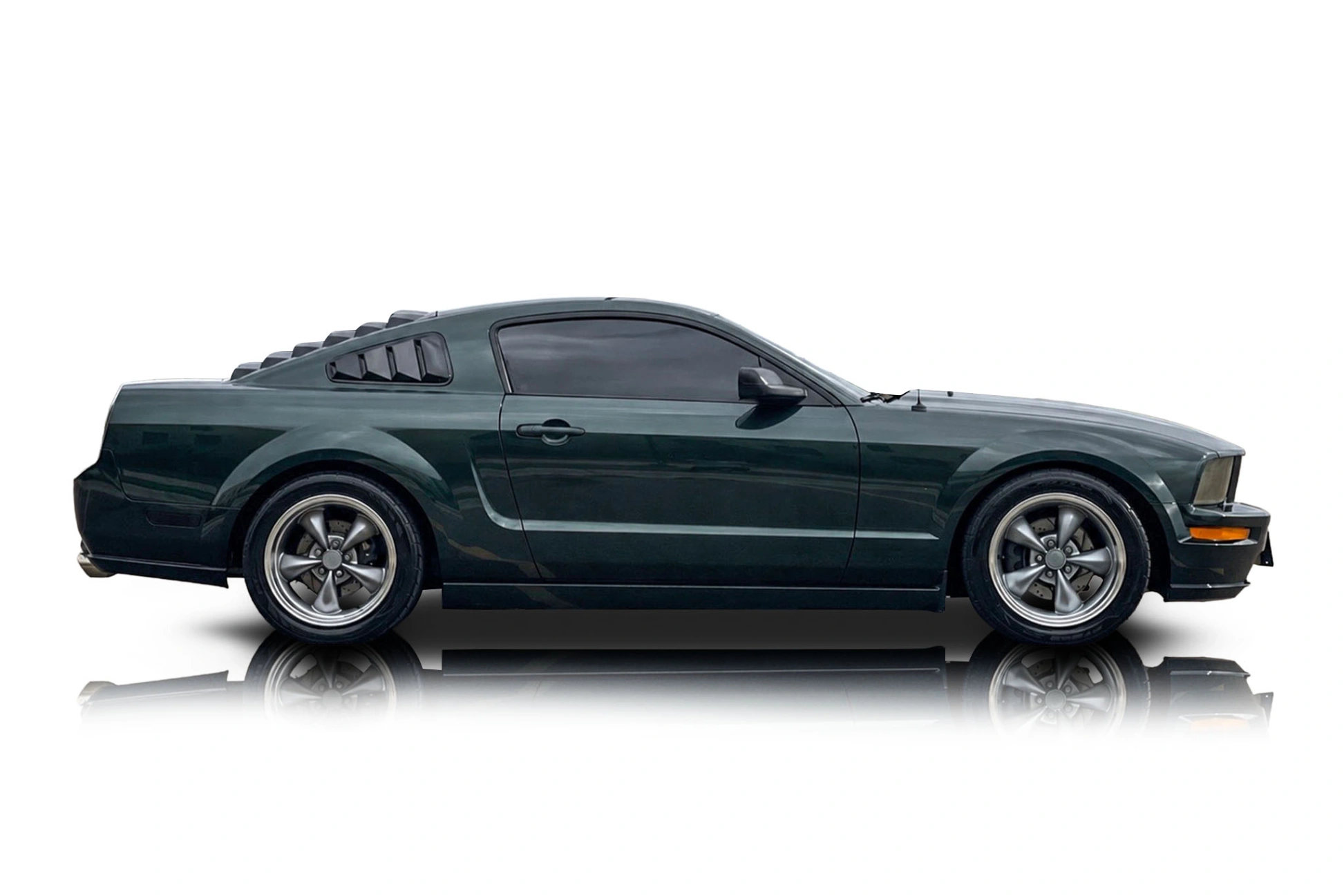 Passenger side photo of 2008 Ford Mustang