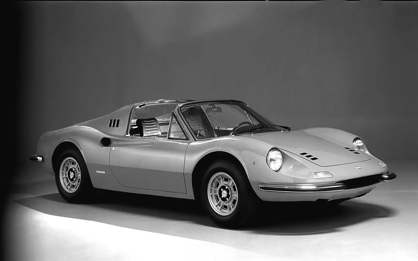 Ferrari Dino 246 GTS Complete Guide | Exotic Car Trader